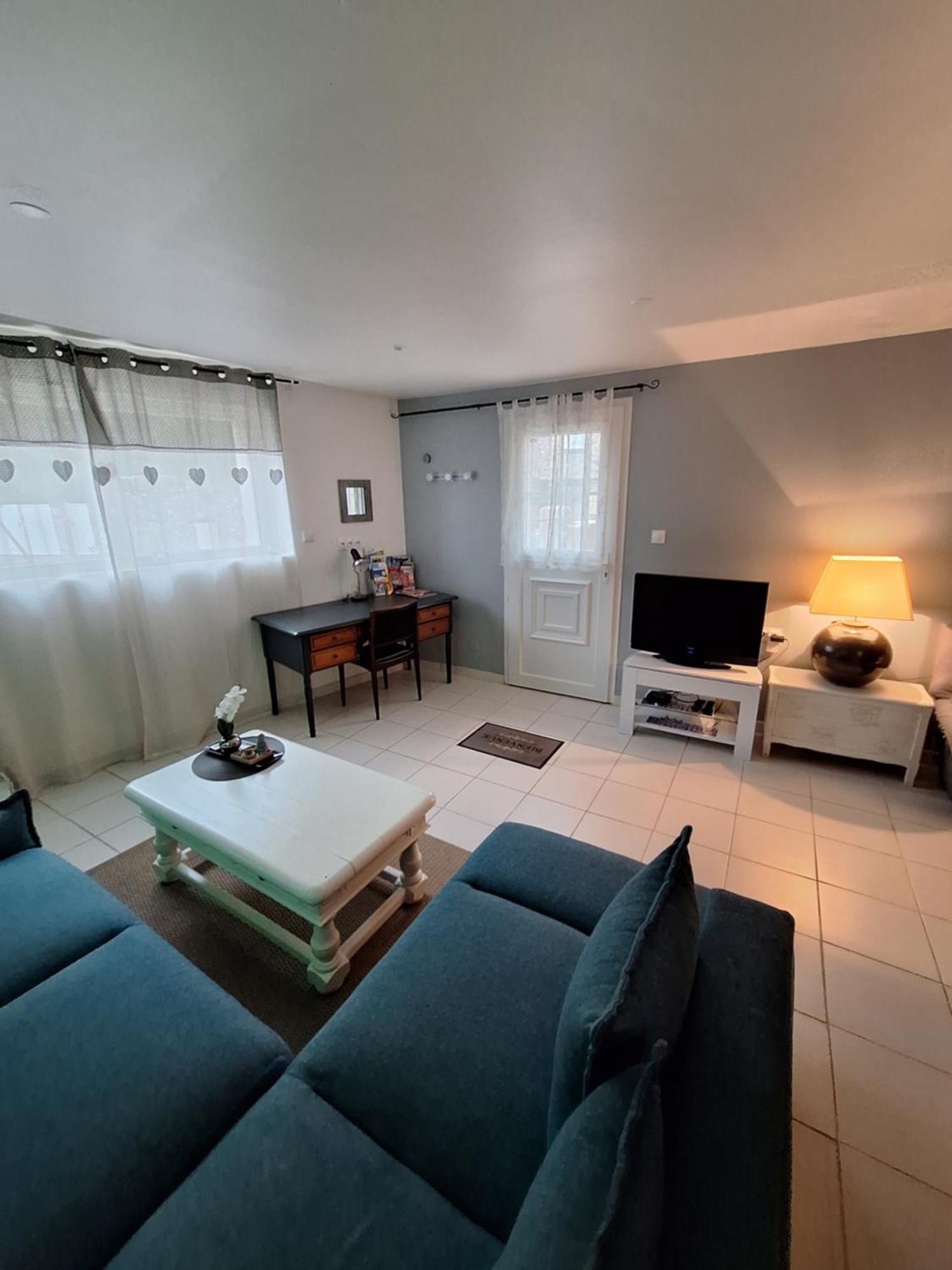 Appartement T2 Au Coeur Du Village Cleon-d'Andran Exteriör bild